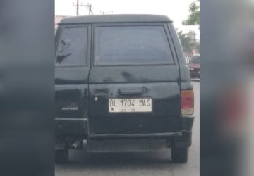Diduga Armada Mini Bus Jenis Panther, Dengan BL.1704.UAS, Mencurigakan Bermuatan Barang Ilegal